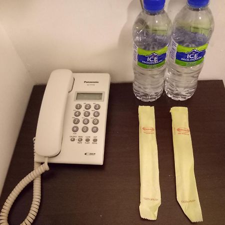 Hotel Sri Bernam Sabak Bernam Exteriör bild