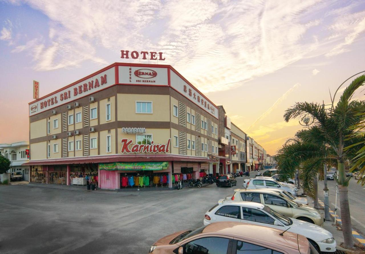 Hotel Sri Bernam Sabak Bernam Exteriör bild