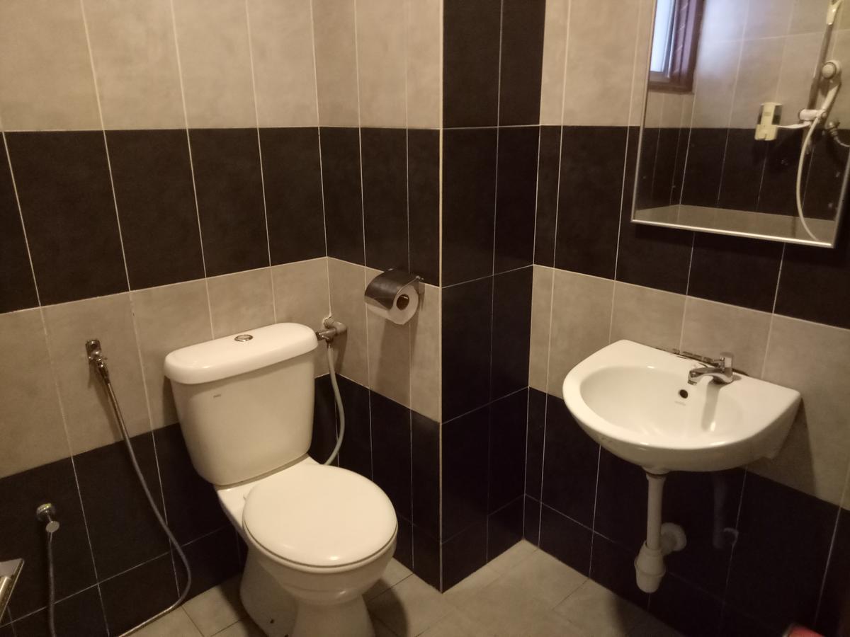 Hotel Sri Bernam Sabak Bernam Exteriör bild