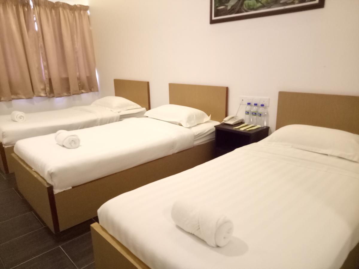 Hotel Sri Bernam Sabak Bernam Exteriör bild