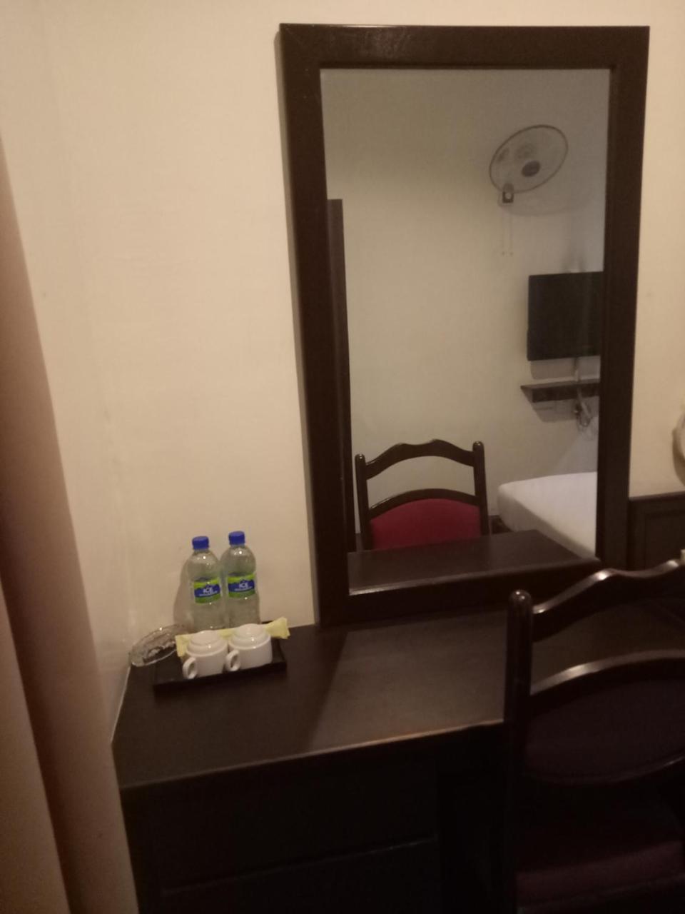 Hotel Sri Bernam Sabak Bernam Exteriör bild