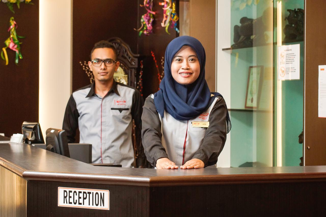 Hotel Sri Bernam Sabak Bernam Exteriör bild