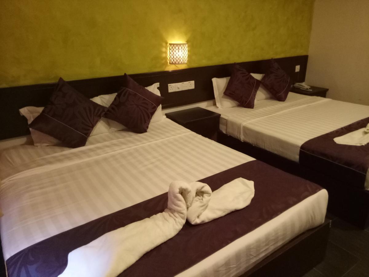 Hotel Sri Bernam Sabak Bernam Exteriör bild